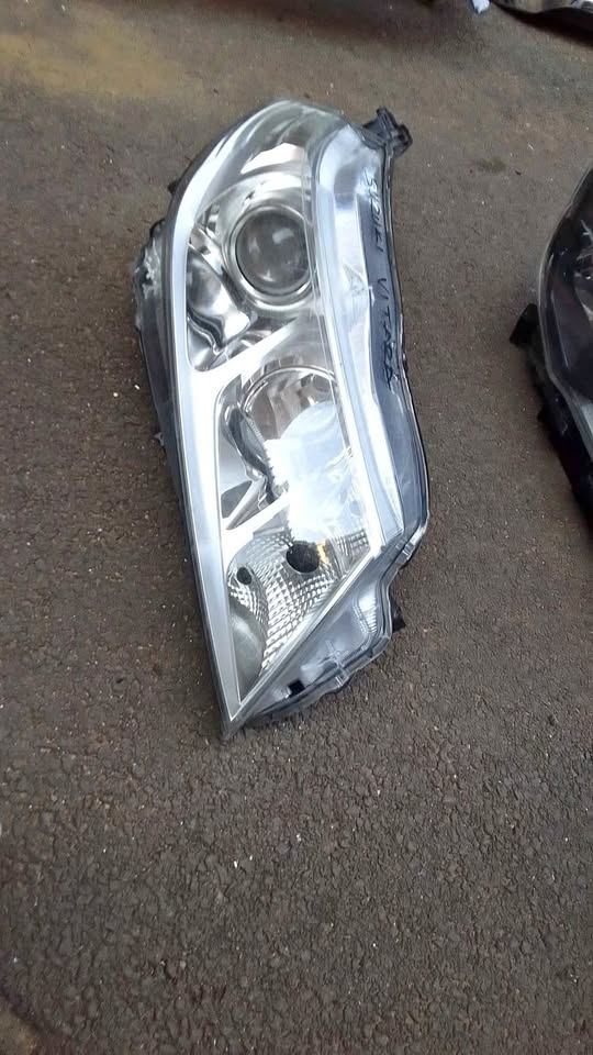Suzuki vitara headlight - Private Seller Suzuki vitara headlight - Private Seller