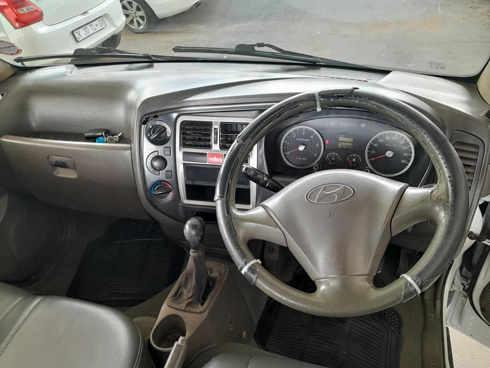 2006 HYUNDAI H-100 2.6 (DIESEL) MANUAL