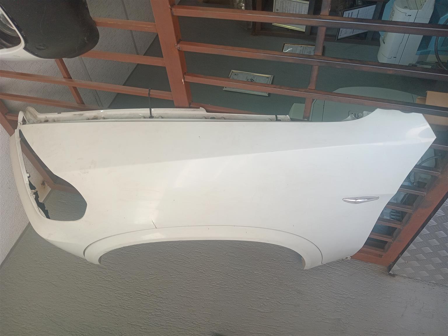 Bmw X5 LH Fender - Private Seller