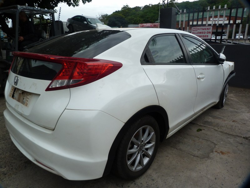 Honda Civic Robocop 1.8i V-Tec EXi AT White - 2013 STRIPPING FOR SPARES - Private Seller