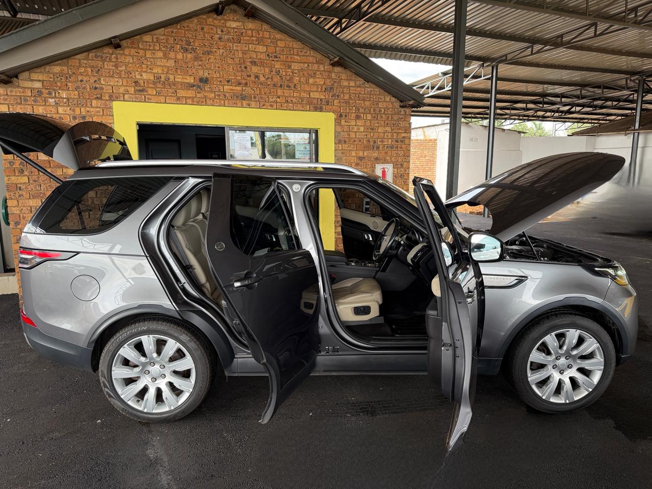 Used 2017 Land Rover Discovery SE Td6 - Private Seller Used 2017 Land Rover Discovery SE Td6 - Private Seller