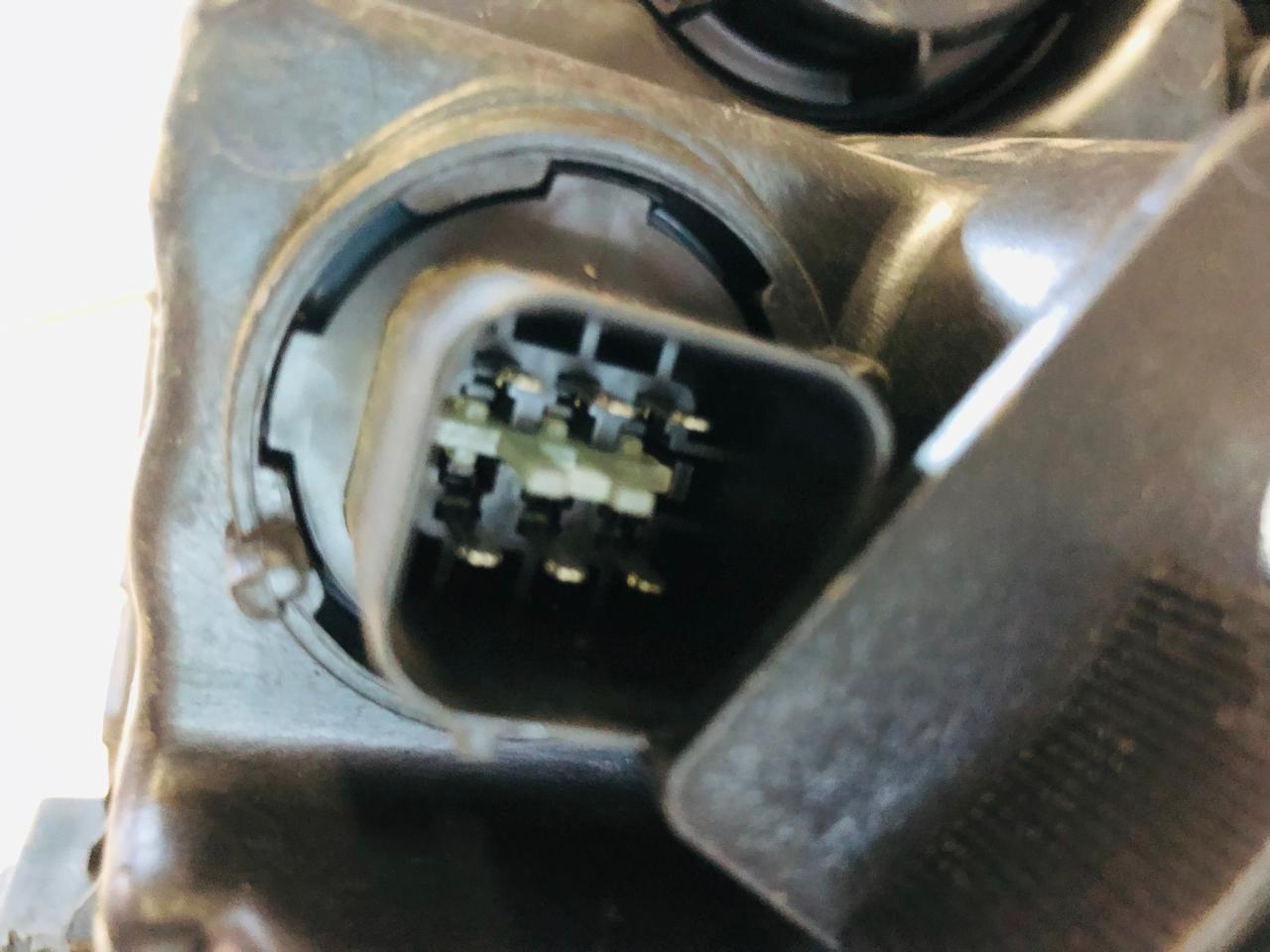 Hyundai IX35 left and right side halogen headlights (2010) - Private Seller
