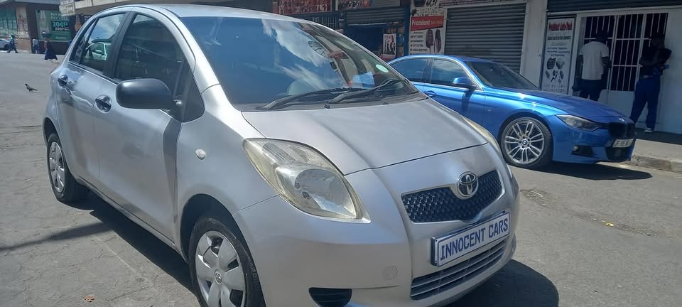 2007 TOYOTA YARIS T3 PETROL, MANUAL, SILVER, 96000KM