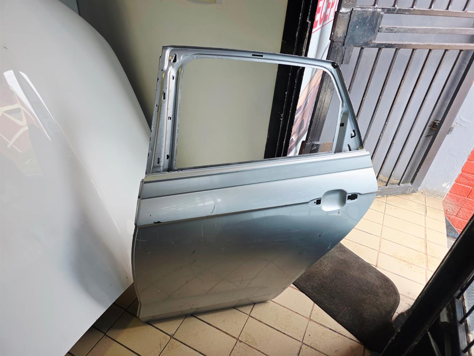 GREY VW POLO 8/9 (2018) REAR LEFT DOOR FOR SALE IN A GOOD CONDITION - Private Seller