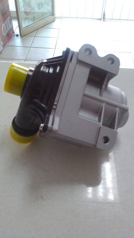 BMW Water Pump - Private Seller