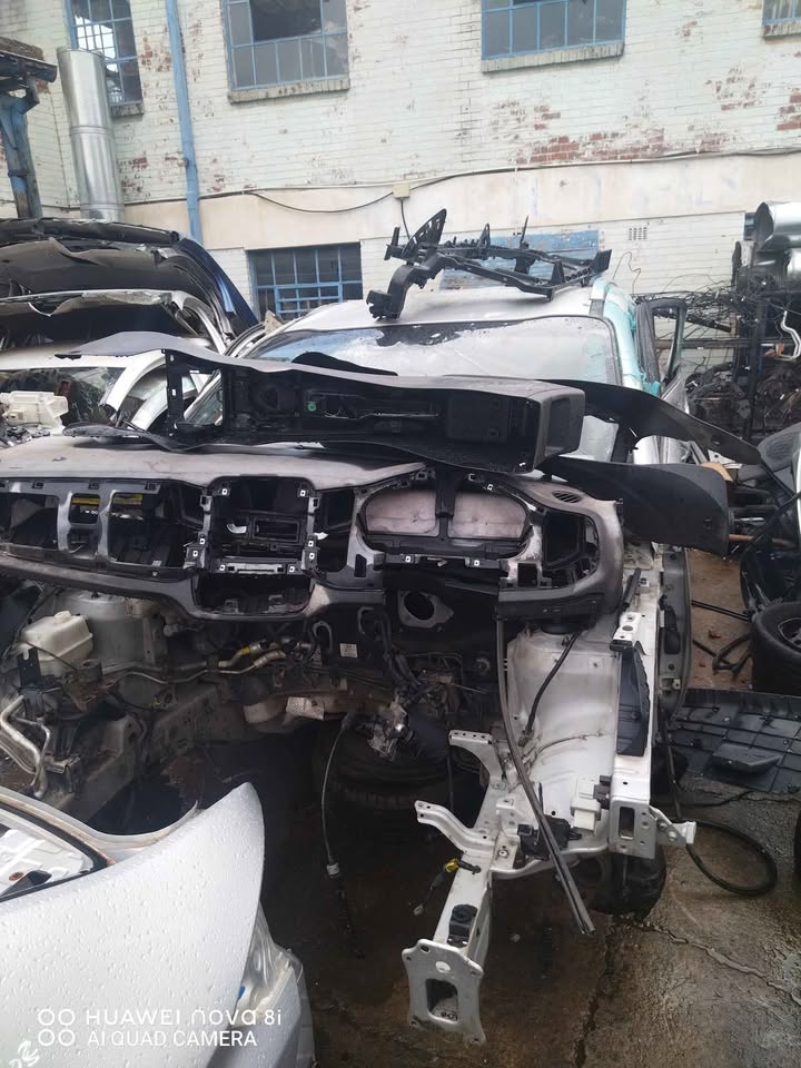 Stripping Kia spotage 2012 - Private Seller