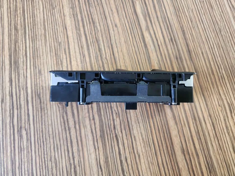 MERCEDES GLE WINDOW SWITCH