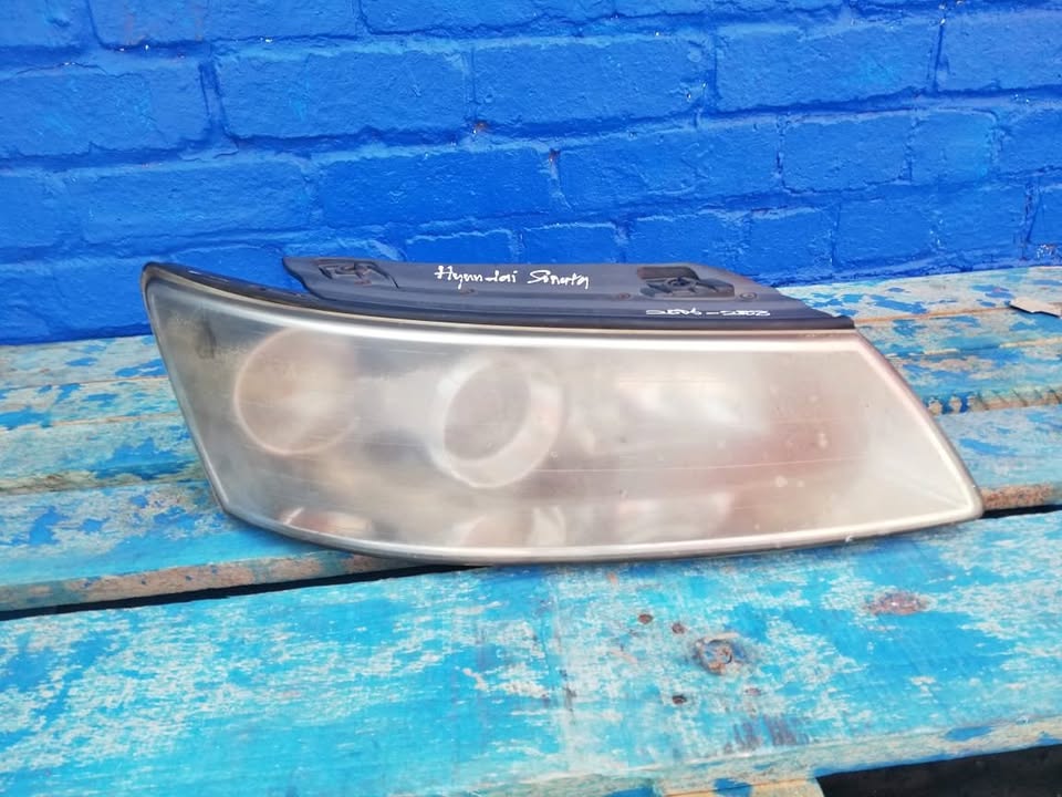 HYUNDAI SONATA 2006-2008 HEADLIGHT fFOR SALE - Private Seller