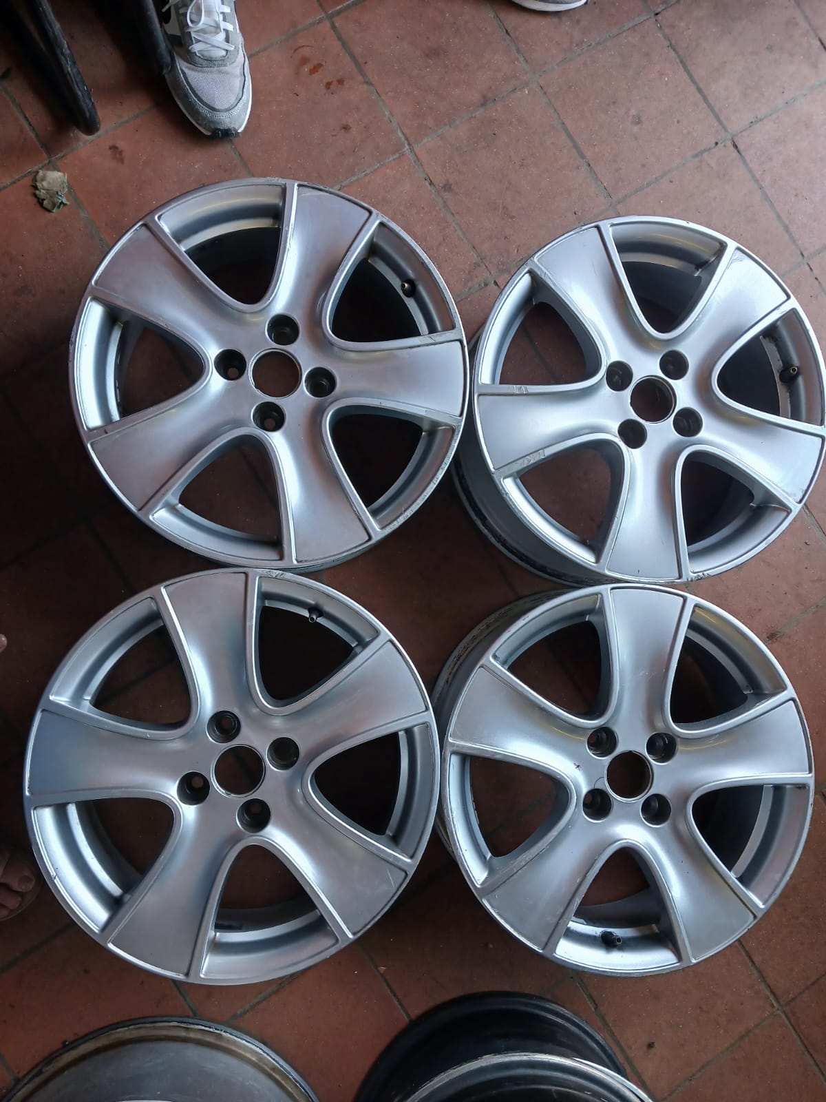 MAG SET 100 PCD 16" 4 HOLE  OPEL RENAULT TOYOTA FOR SALE - Private Seller