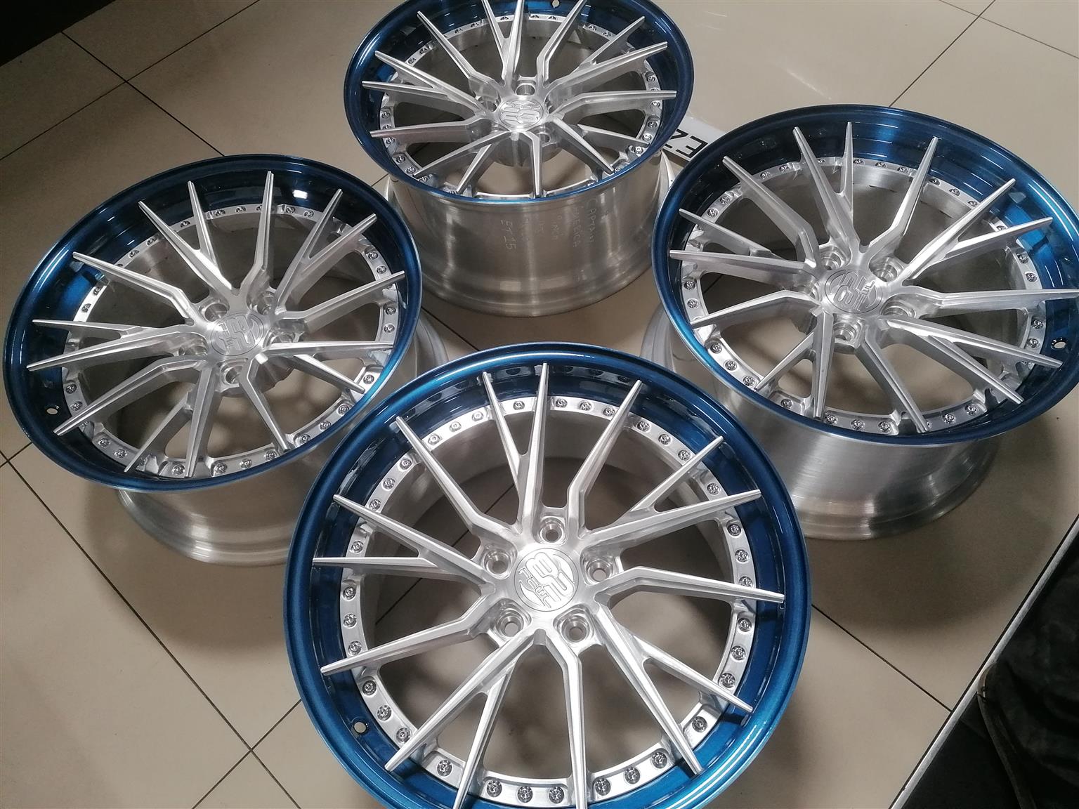 RIM 2 PIECE - Private Seller
