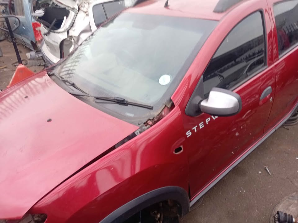 Renault Sandero Stepway, 2017 Model, stripping for spares - Private Seller Renault Sandero Stepway, 2017 Model, stripping for spares - Private Seller