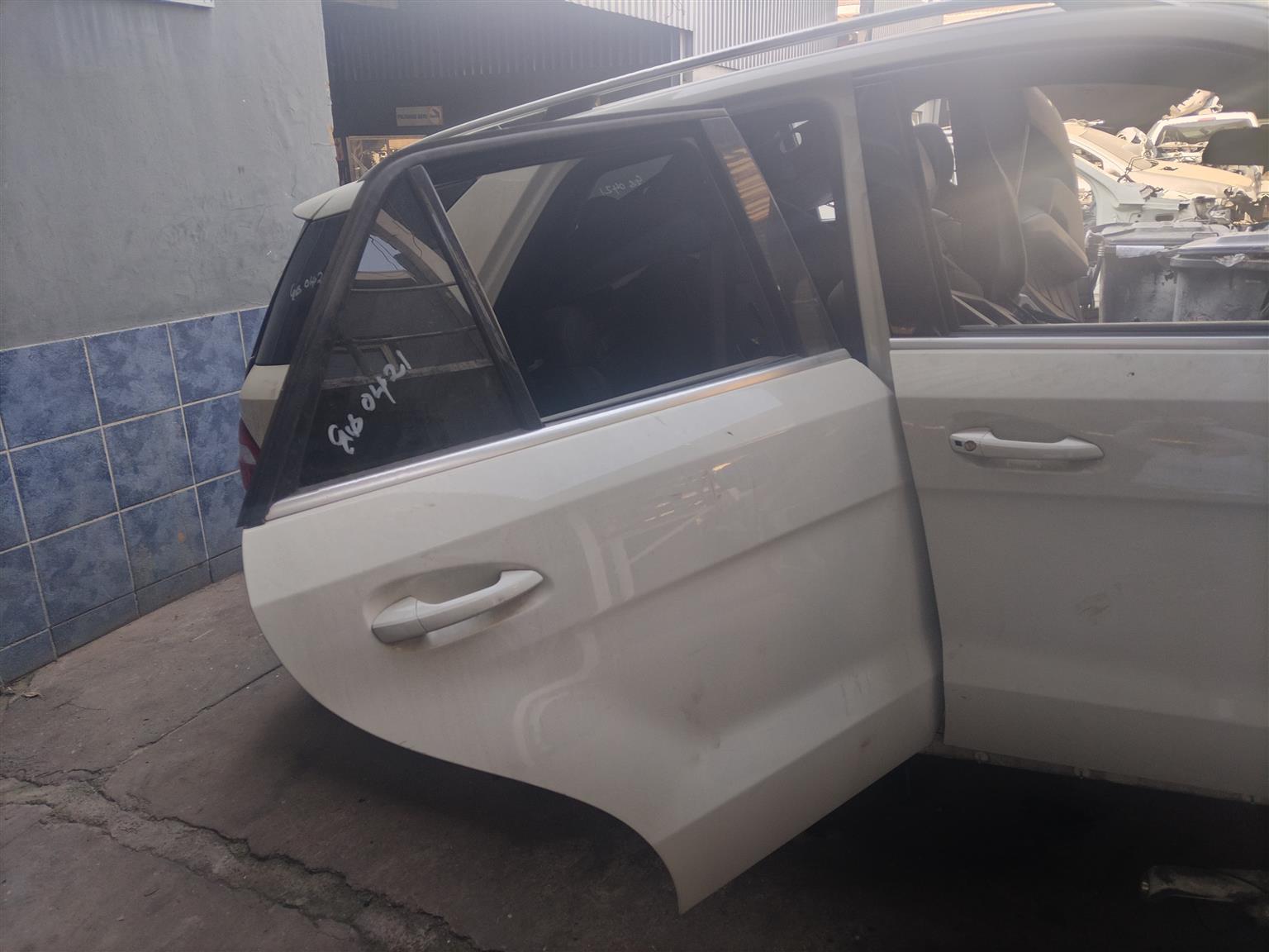 Mercedes Benz ML63 AMG W166 car door shell for sale used - Private Seller