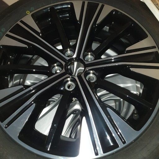 MITSUBISHI OUTLANDER ASX OEM SINGLE 18IN B/NEW MAG AND TYRE - Private Seller MITSUBISHI OUTLANDER ASX OEM SINGLE 18IN B/NEW MAG AND TYRE - Private Seller