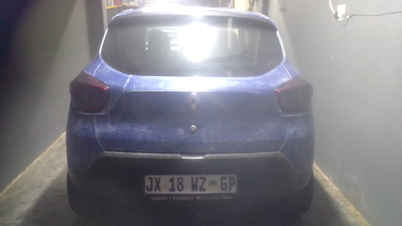 Renault Kwid 2018 - been in accident - still drives perfectly - Private Seller Renault Kwid 2018 - been in accident - still drives perfectly - Private Seller