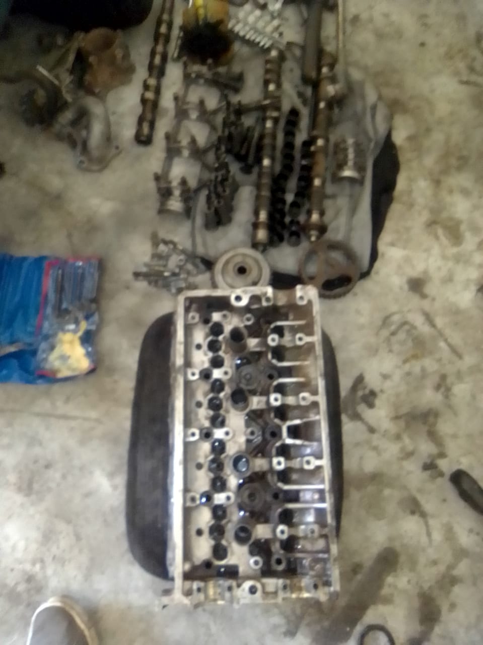 Toyota Corolla 4AGE 20VALVE 2x CYLINDER HEADS,BLOCK,CRANK AND PLENTY SPARES - Private Seller Toyota Corolla 4AGE 20VALVE 2x CYLINDER HEADS,BLOCK,CRANK AND PLENTY SPARES - Private Seller