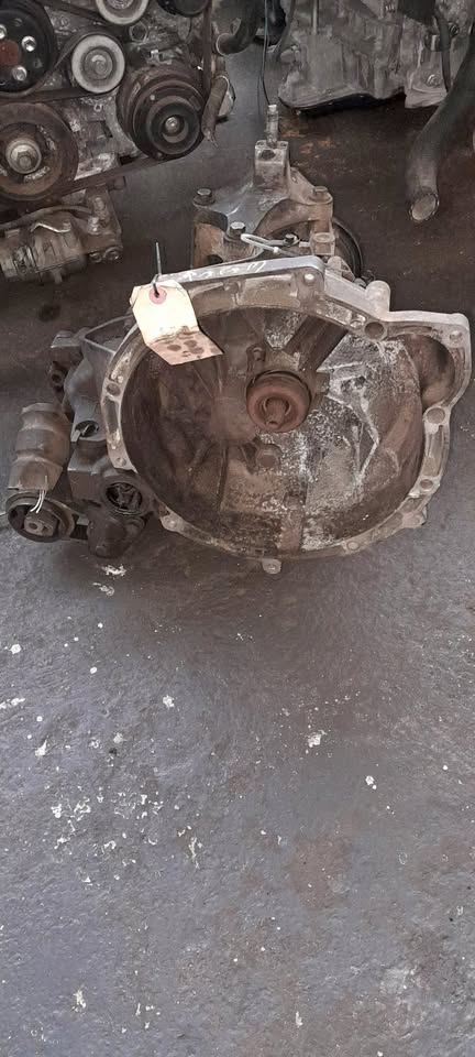 ford rocam bakkie gearbox 5 speed manual import quality - Private Seller ford rocam bakkie gearbox 5 speed manual import quality - Private Seller