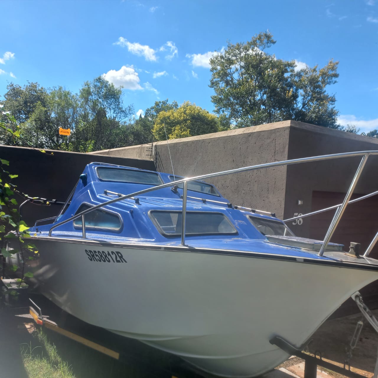Cabin boat 115 yamaha