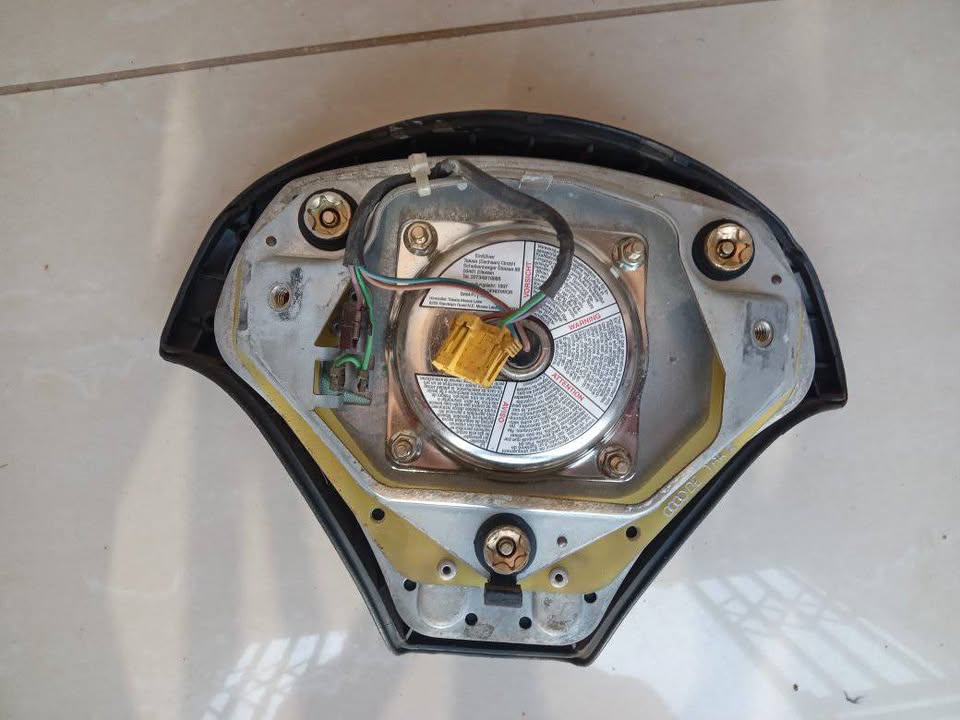 Audi A3 Model 2001 Steering Wheel Airbag - Private Seller Audi A3 Model 2001 Steering Wheel Airbag - Private Seller