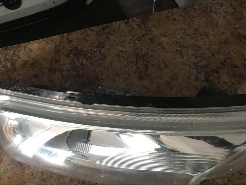 2016 Nissan Juke right corner light - Private Seller