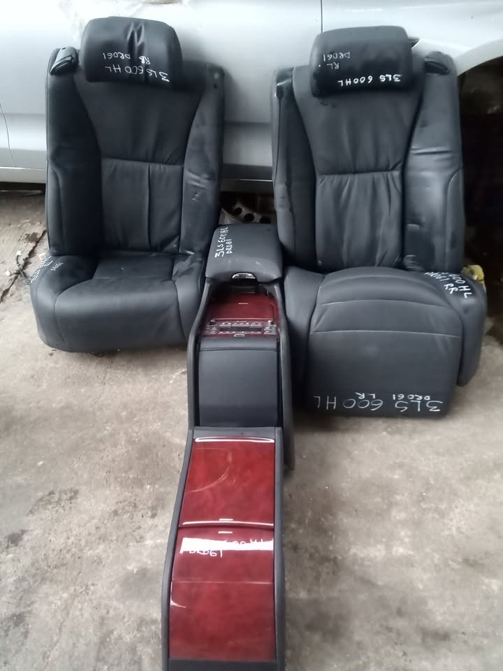LEXUS LS INTERIOR SPARES - Private Seller