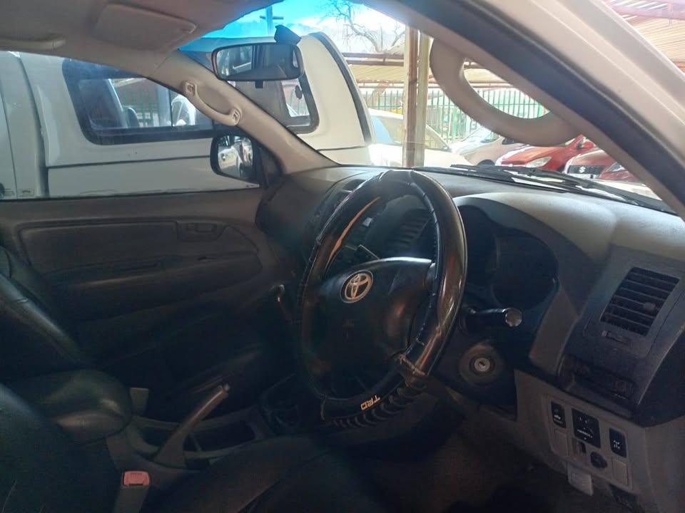 Toyota Hilux 2.5 D4d 4x4 double cab Manual Diesel