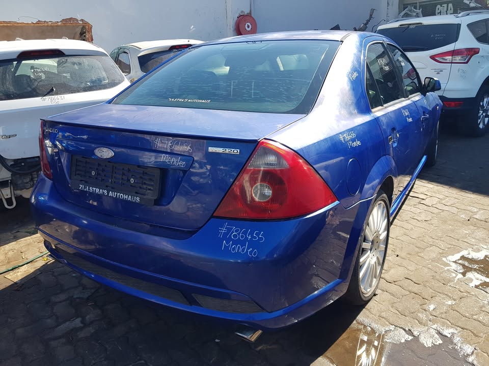 Ford Mondeo St 3,0L Spares - Private Seller