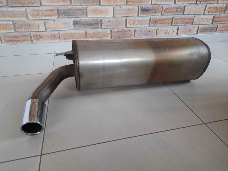 BMW F30 320i  MOTORSPORT GENUINE OEM SINGLE PIPE REAR EXHAUST BOX WITH TAILPIPE FORSALE