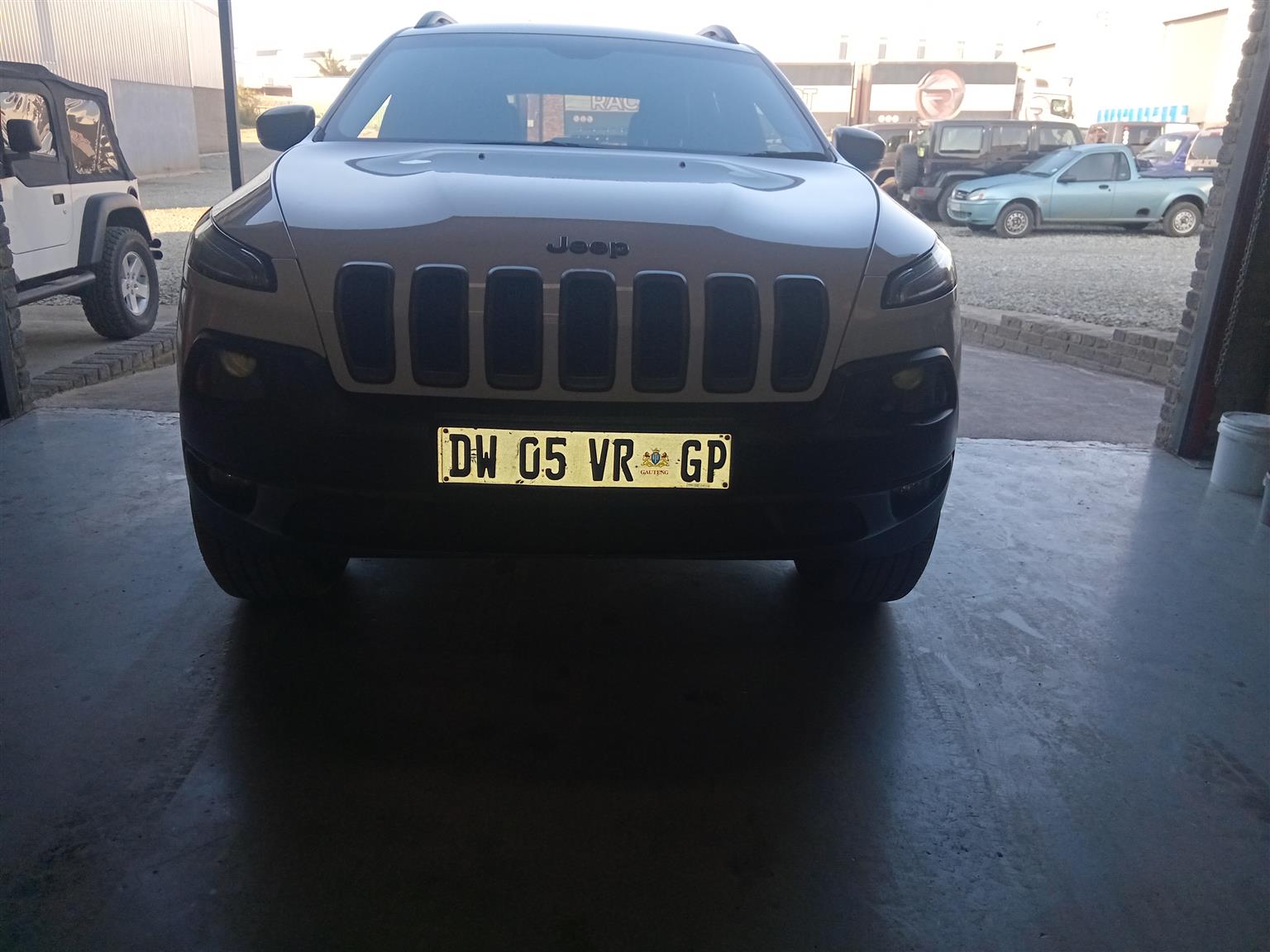 Used 2015 Jeep Cherokee 3.2L 4x4 Trailhawk - Private Seller Used 2015 Jeep Cherokee 3.2L 4x4 Trailhawk - Private Seller