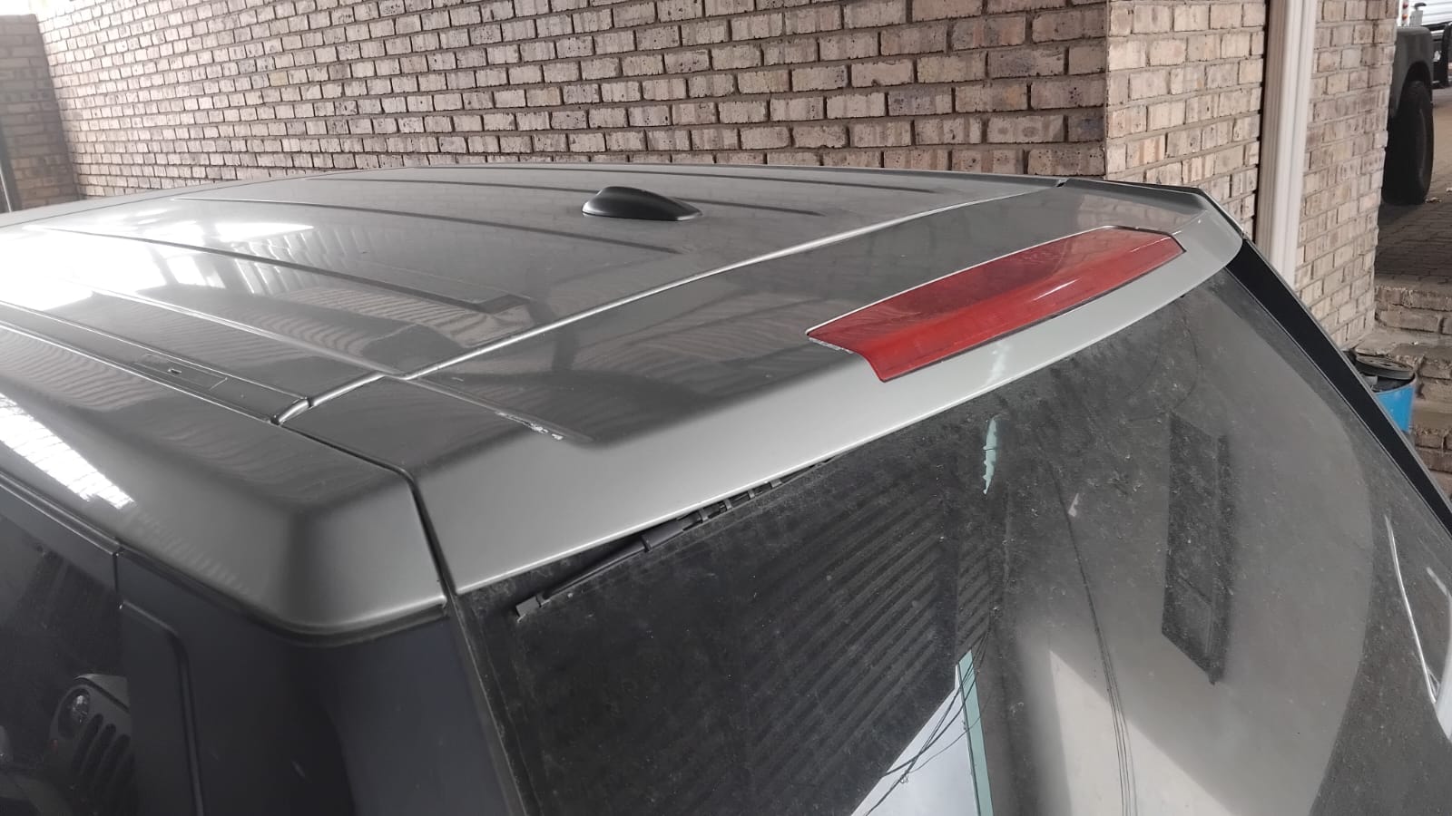 2010 Range Rover Vogue 5.0 V8 SC Boot Spoiler for sale 2010 Range Rover Vogue 5.0 V8 SC Boot Spoiler for sale