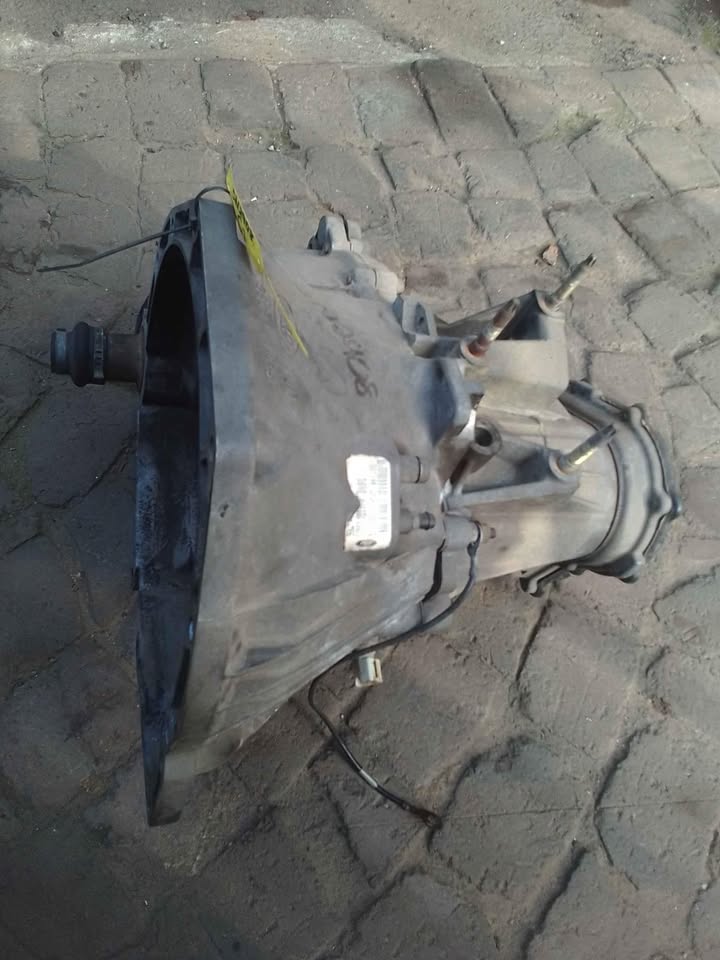 2001 ford fiesta gearbox - Private Seller 2001 ford fiesta gearbox - Private Seller