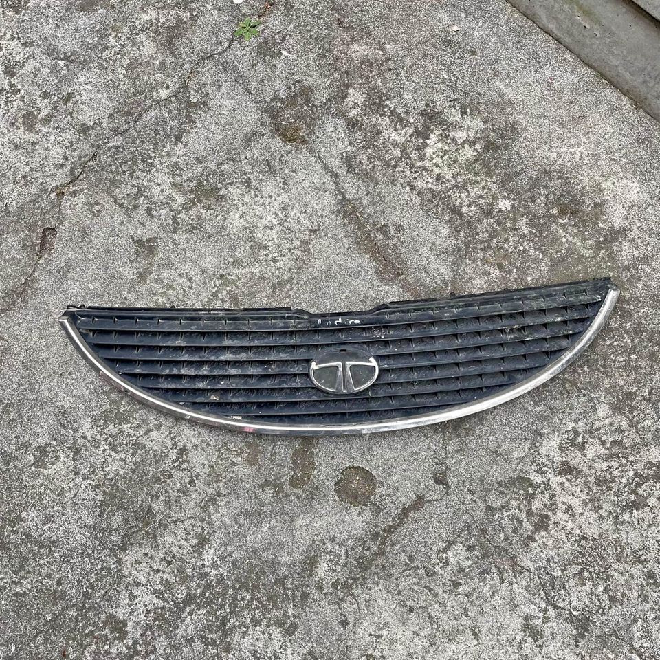 Tata Indica Main Grille - Private Seller