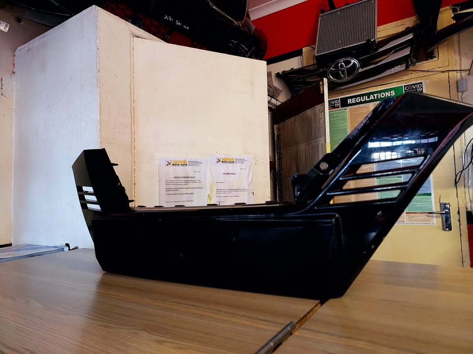 2018 NISSAN QASHQAI GRILL MOULDING FOR SALE - Private Seller 2018 NISSAN QASHQAI GRILL MOULDING FOR SALE - Private Seller