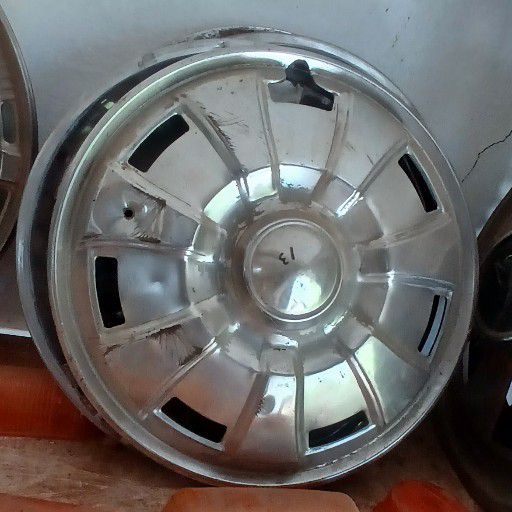 Corona, older model,  wheel cap. - Private Seller