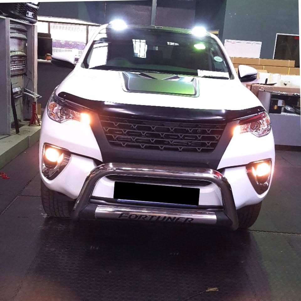 Toyota Fortuner Accessories - Private Seller Toyota Fortuner Accessories - Private Seller
