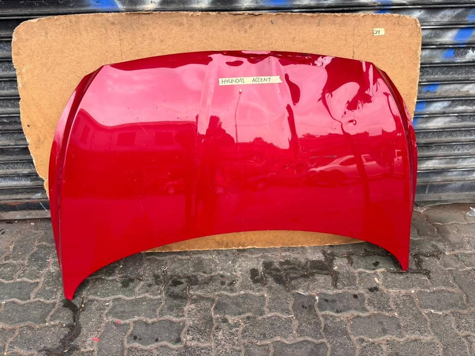 Hyundai Accent Bonnet - Private Seller Hyundai Accent Bonnet - Private Seller