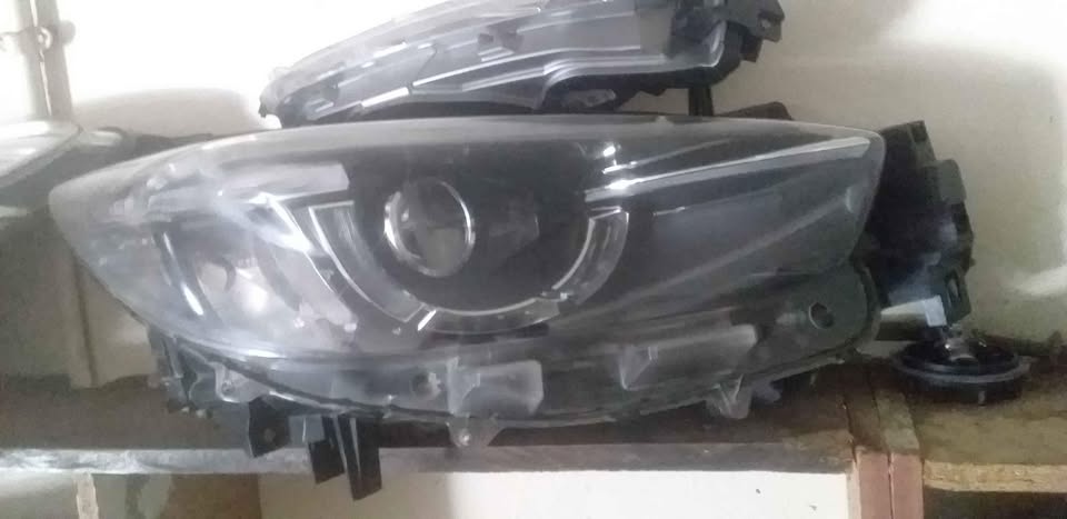 Mazda cx5 headlight - Private Seller Mazda cx5 headlight - Private Seller