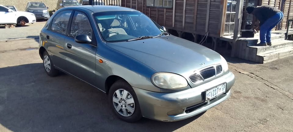 2001 Daewoo Lanos