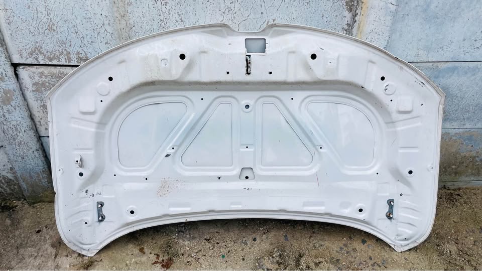 Renault Kwid bonnet - Private Seller Renault Kwid bonnet - Private Seller