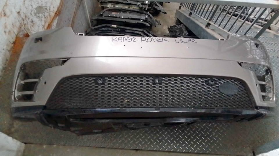 Range Rover velar bumper - Private Seller Range Rover velar bumper - Private Seller