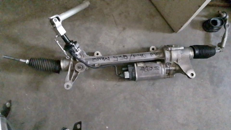 BMW G30 And F90 steering rank - Private Seller BMW G30 And F90 steering rank - Private Seller