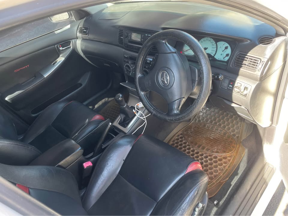 2007 Toyota RunX 1.6 136000km Manual