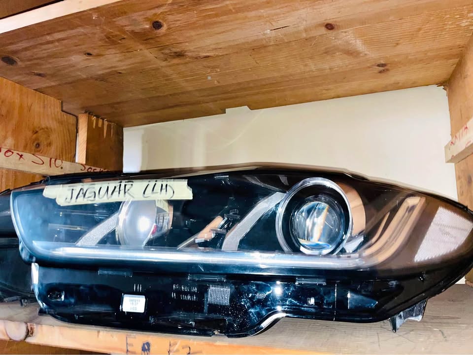 Jaguar XE X760 R-Sport headlight 2018 - Private Seller