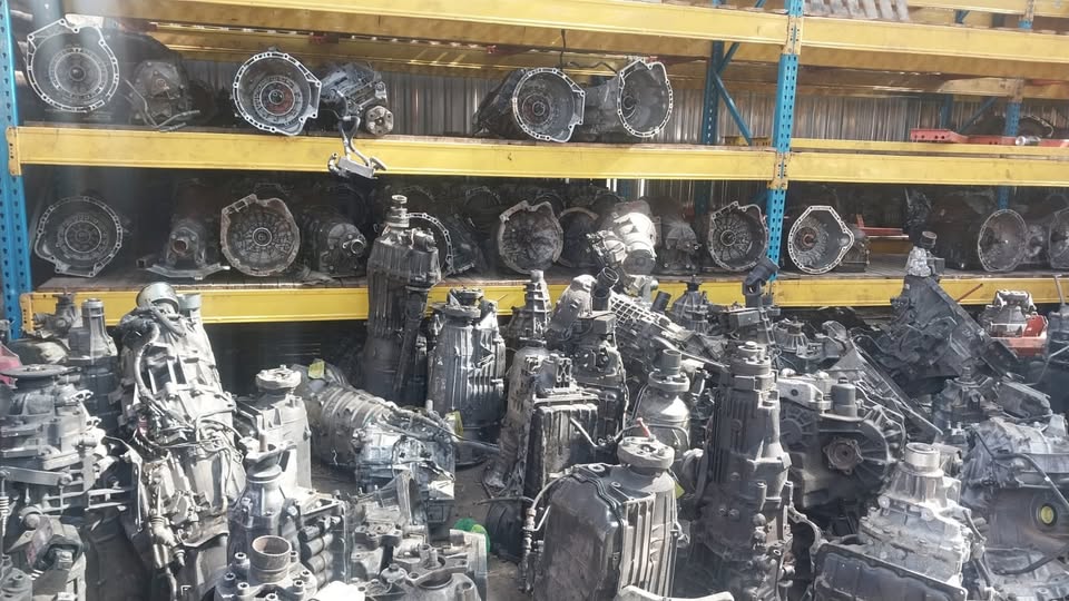 All types of gearboxes available