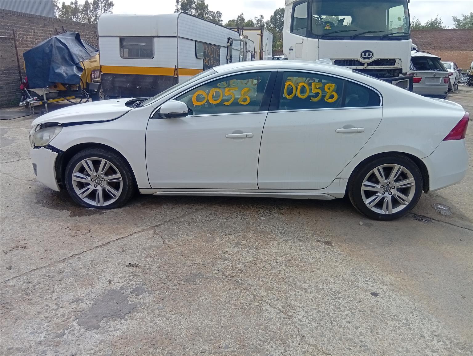 Volvo S60 stripping - Private Seller Volvo S60 stripping - Private Seller