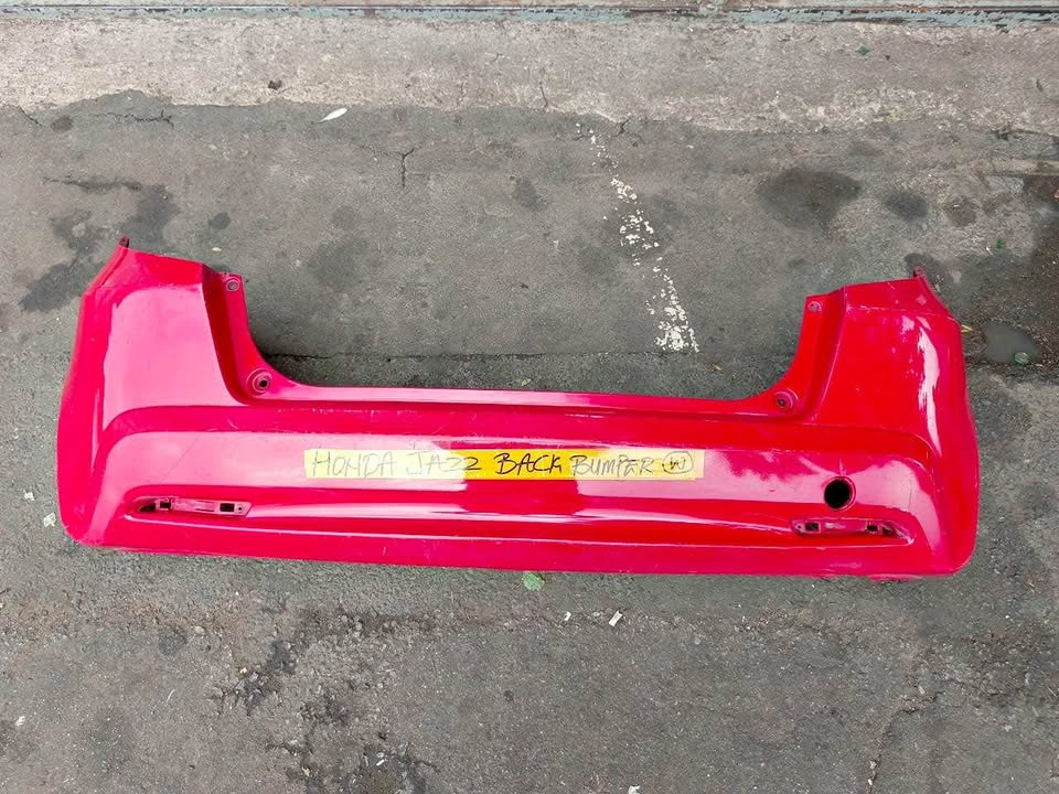 Honda Jazz back bumper - Private Seller Honda Jazz back bumper - Private Seller