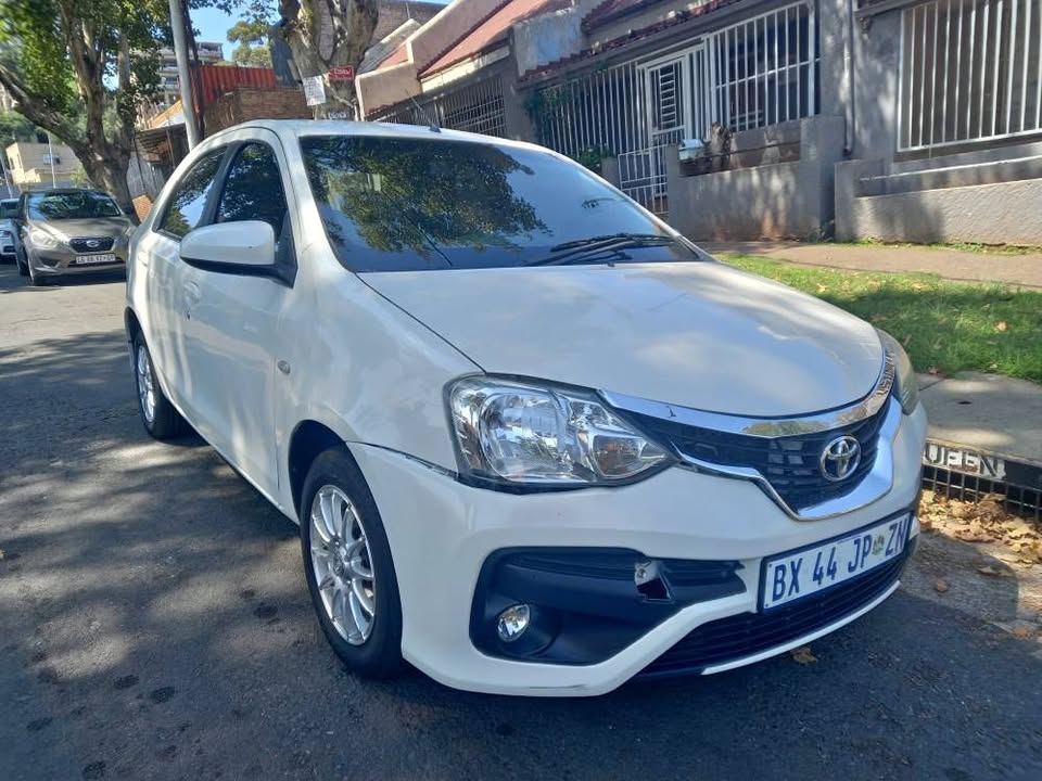 2019 Toyota Etios Sedan, 1.5 Sprint Petrol, Manual, White Color, Mileage 74000kms