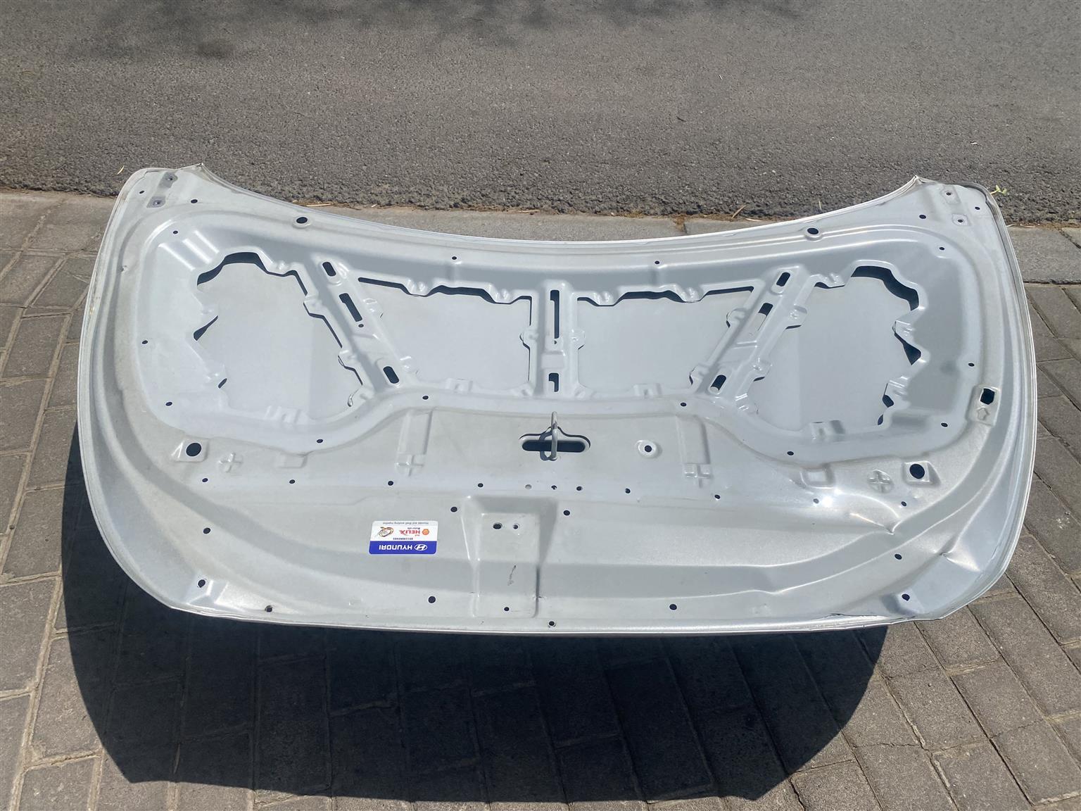 2014 HYUNDAI IX35 BONNET HOOD FOR SALE. IN EXCELLENT CONDITION - Private Seller