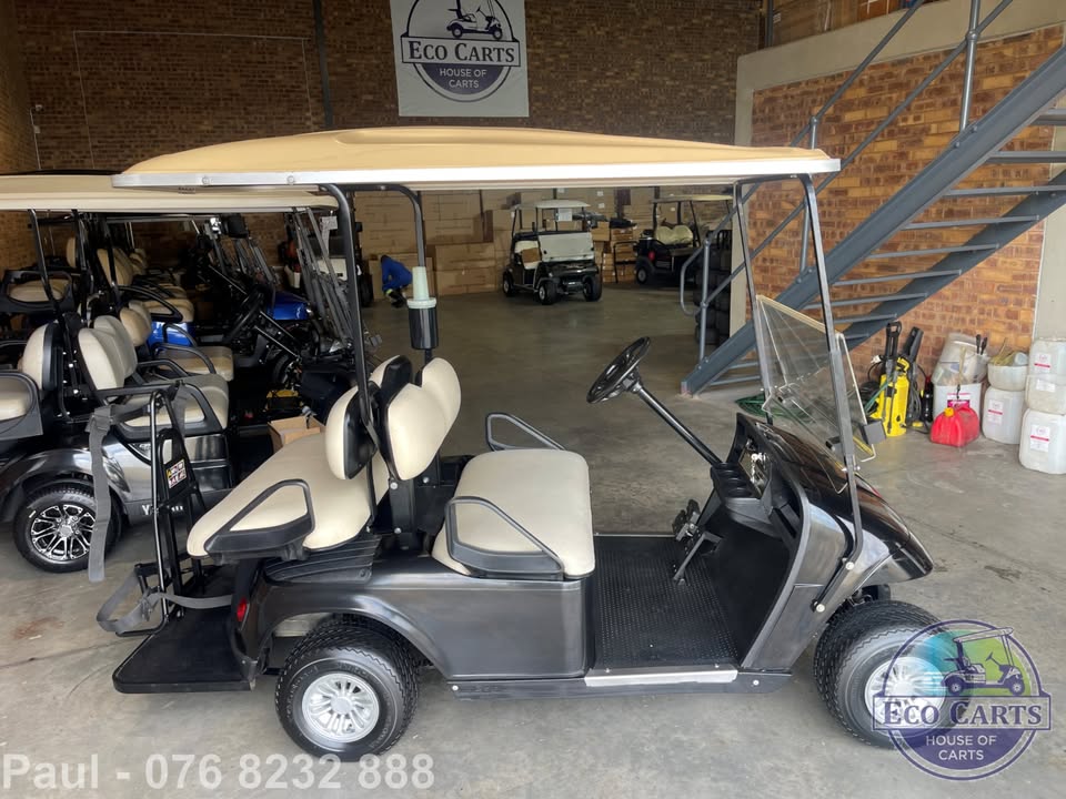 EZGO GOLF CART FOR SALE - FOUR SEATER - NEW LITHIUM BATTERY - PERFECT FOR SERENGETI ESTATES - Private Seller