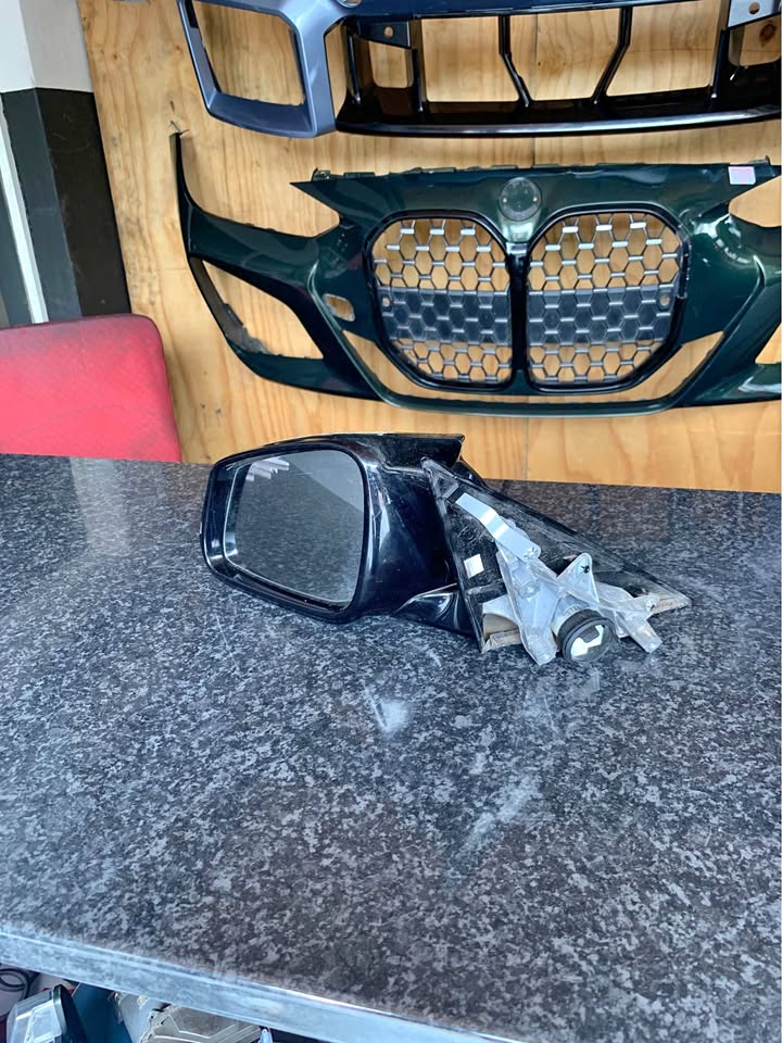 BMW F30 side mirror spot LHS - Private Seller BMW F30 side mirror spot LHS - Private Seller