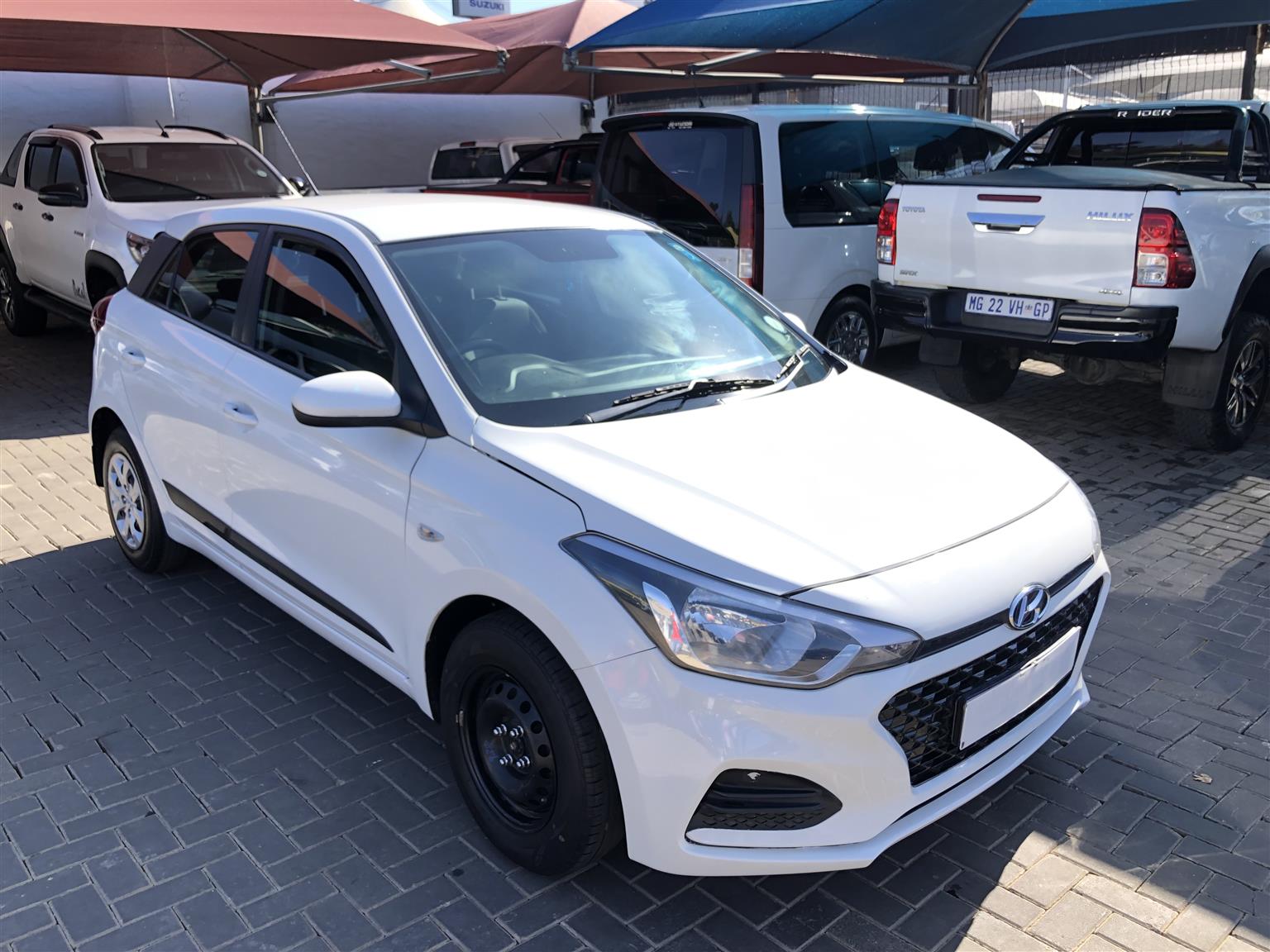 2018 Hyundai i20 1.4 Fluid Auto For Sale 2018 Hyundai i20 1.4 Fluid Auto For Sale